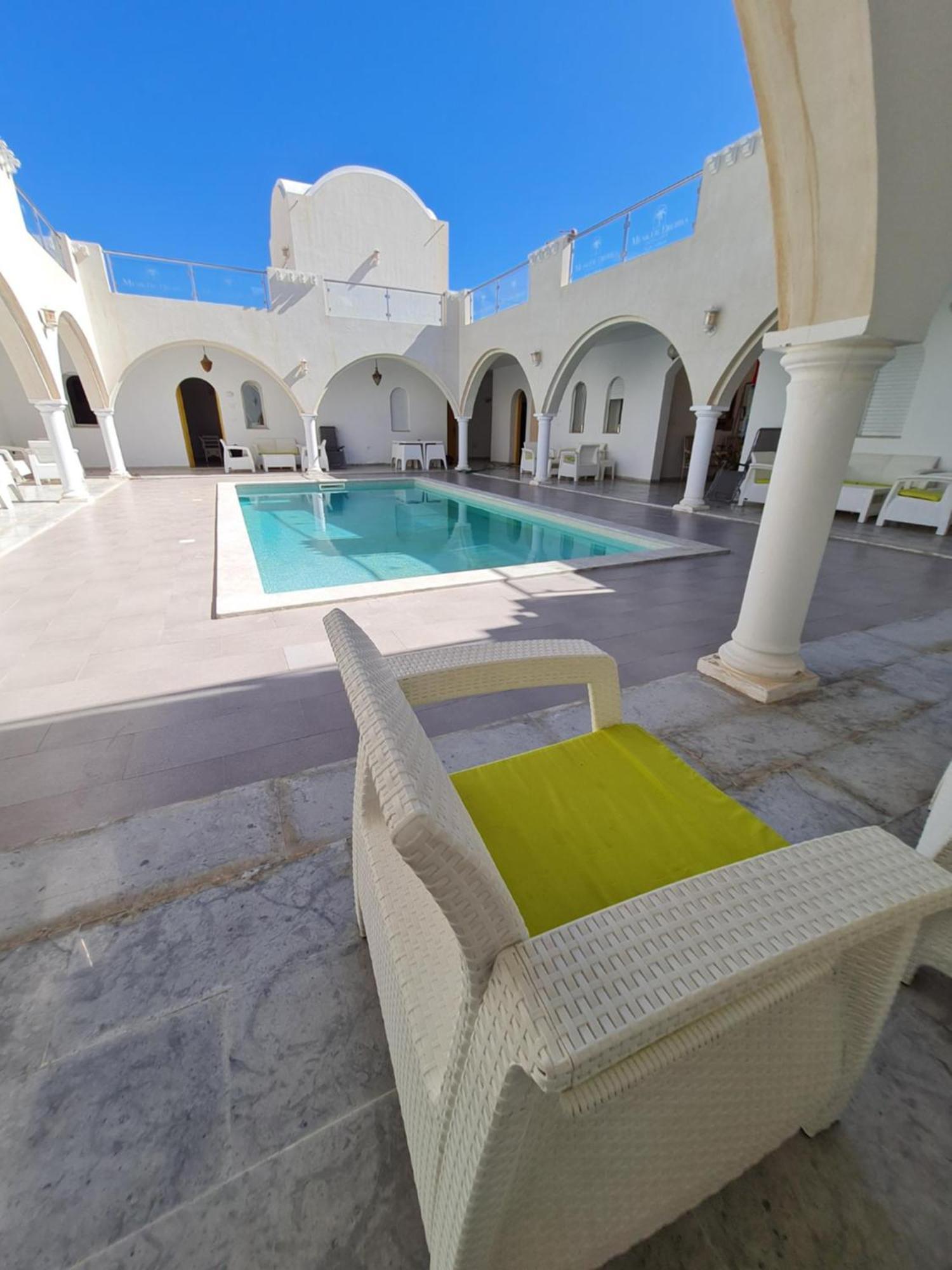 Musk De Djerba Suite Aziz Avec Piscine Temlale Exterior photo